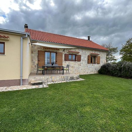 Holiday House Green Dream Obrovac Zewnętrze zdjęcie